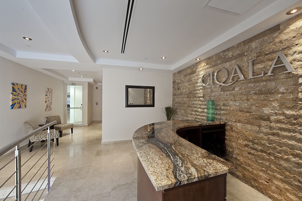 CIQALA Luxury Suites 31/75