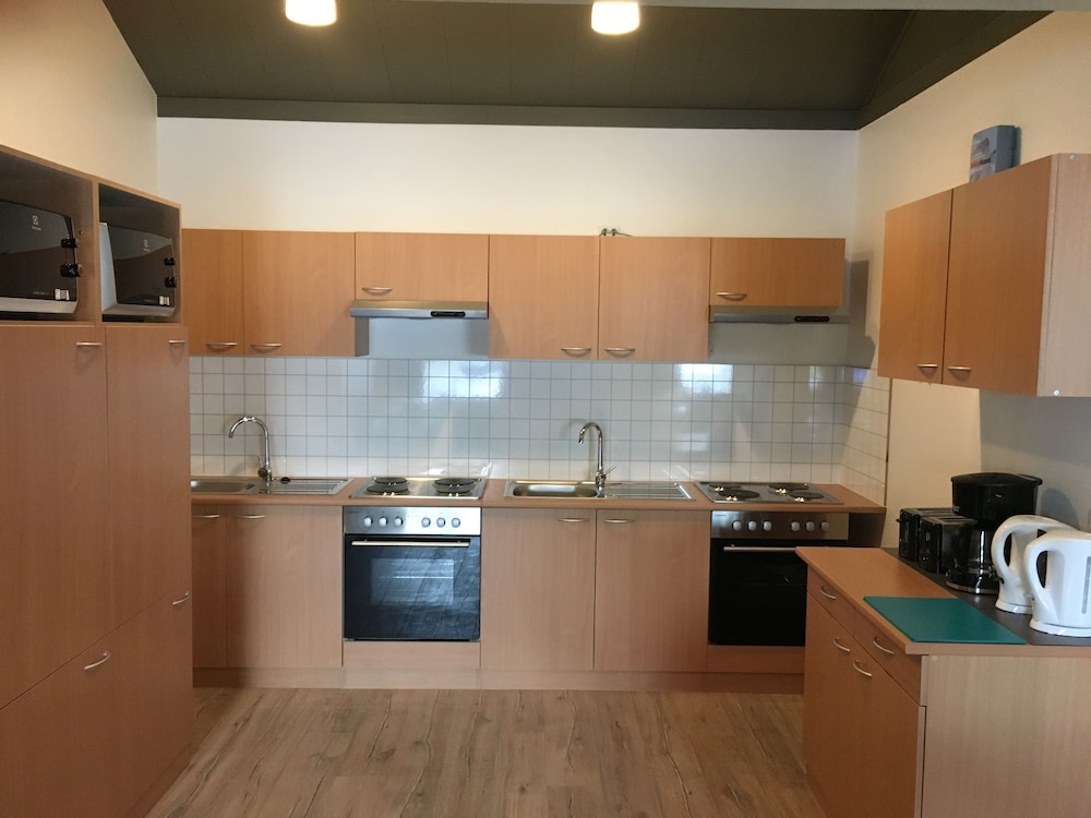 Welcome Riverside Guesthouse 34/42
