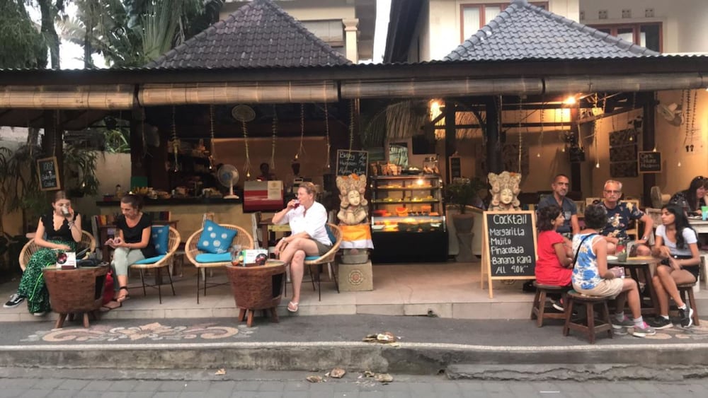 Sama's Cottages And Villas 2/50