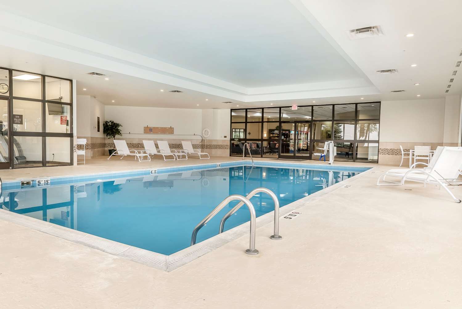 Comfort Inn Suites Piqua Near Troy I75 29/44
