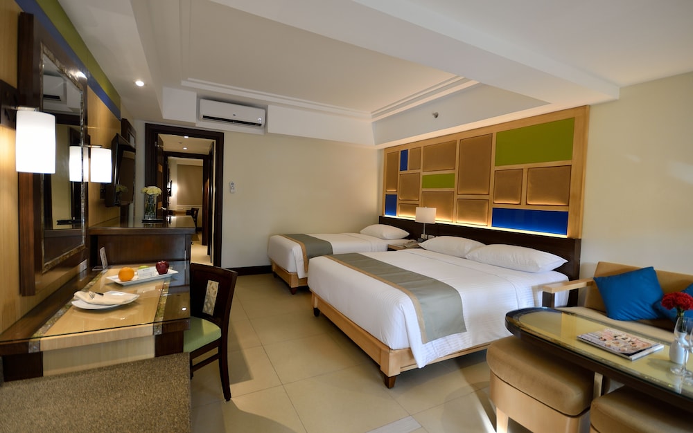 Henann Resort Alona Beach 18/74