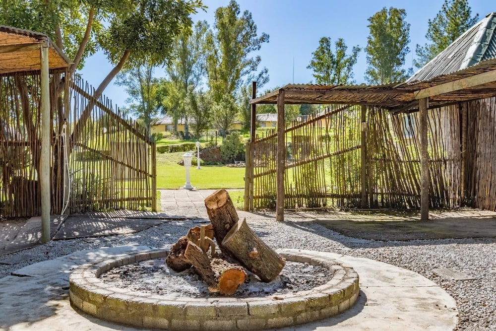 Shumba Valley Lodge 20/50