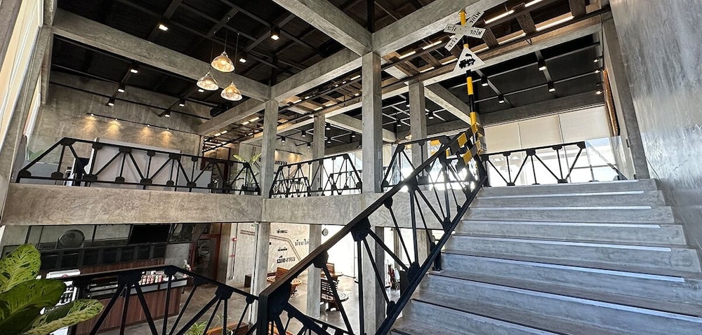 The Terminal Khon Kaen Hotel 44/62