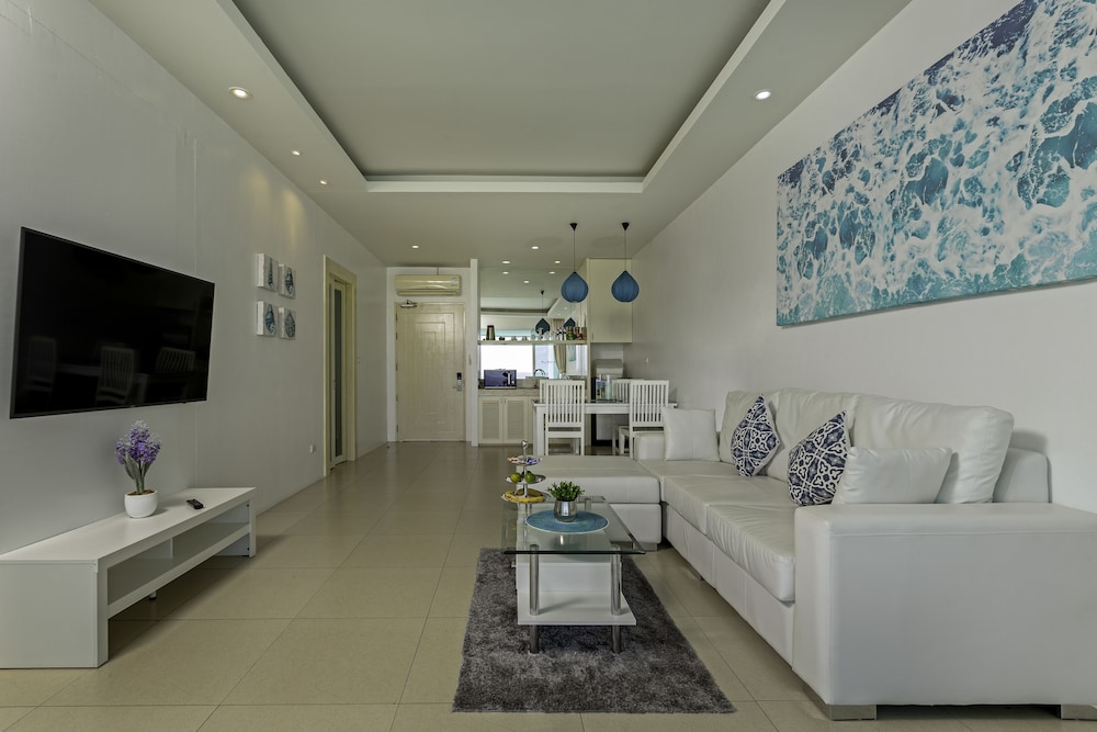 AMALA GRAND BLEU RESORT 33/53