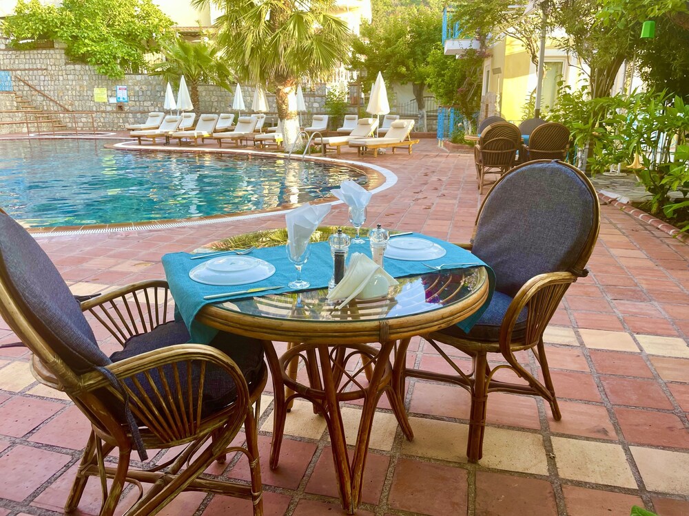Mountain Valley Apart Hotel & Villas 36/50