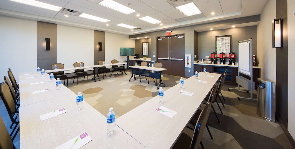 Hyatt Place Orlando/Lake Buena Vista 39/50