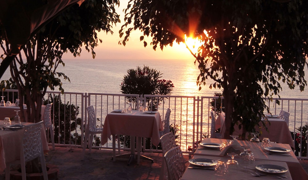 Hotel Valemare 26/57
