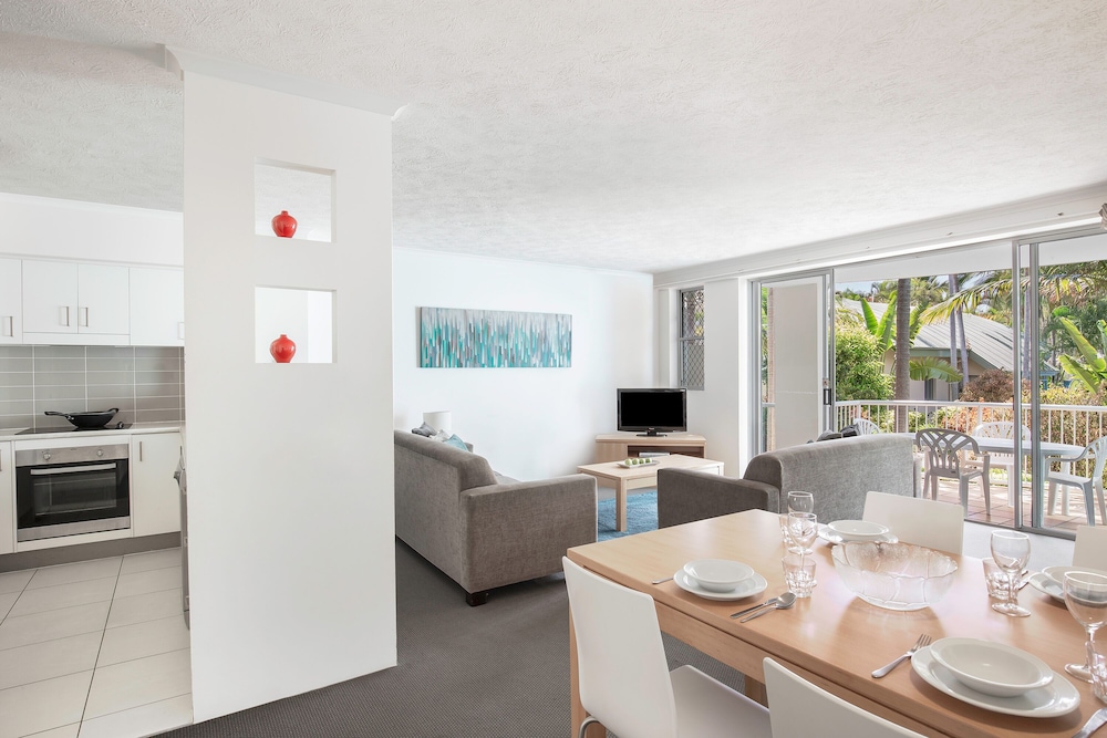 Breakfree Diamond Beach Broadbeach 68/78