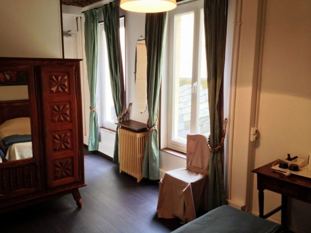 Morand Hotel 24/50
