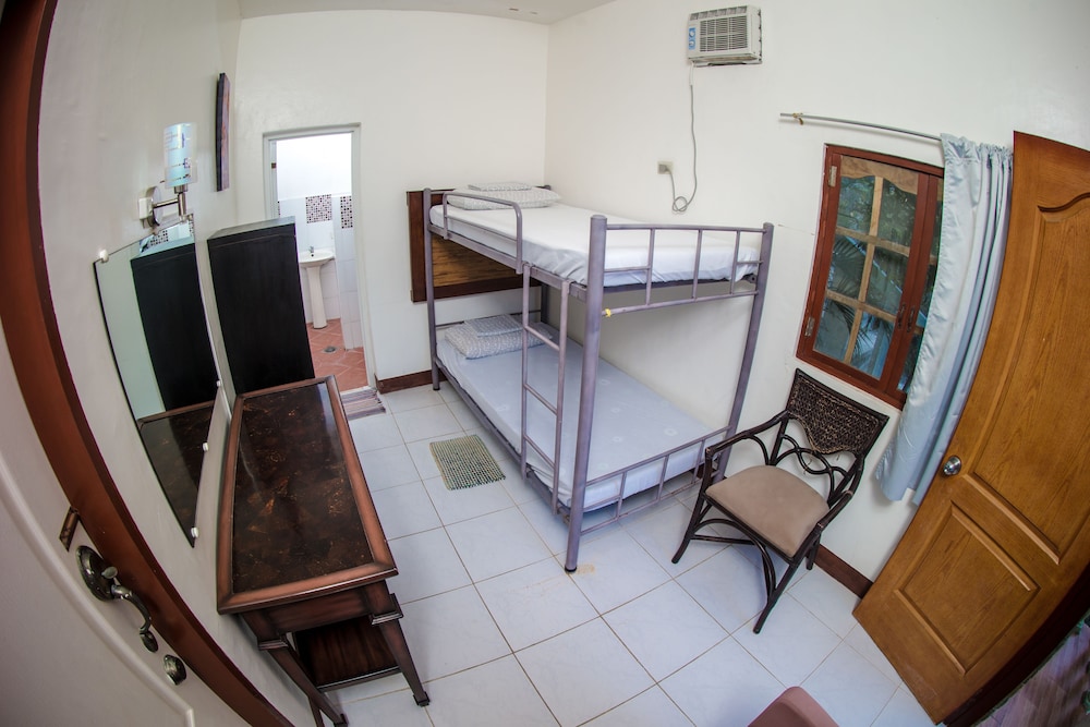 Seafari Resort Oslob 60/77