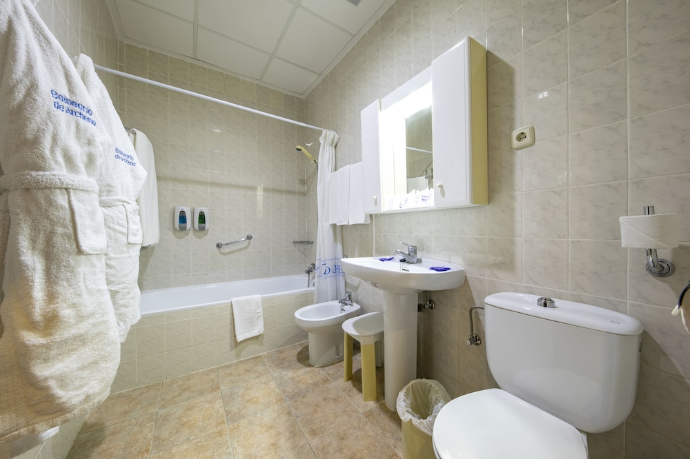 Balneario de Archena Hotel Leon 32/34