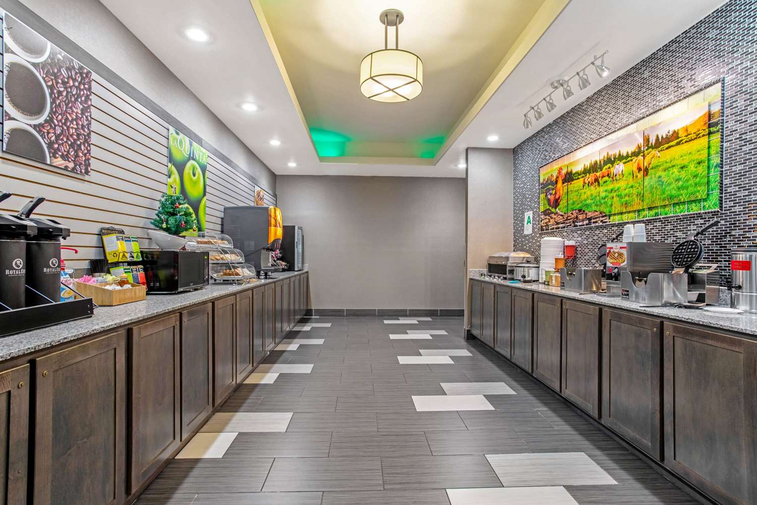 La Quinta Inn Suites Paducah 10/58