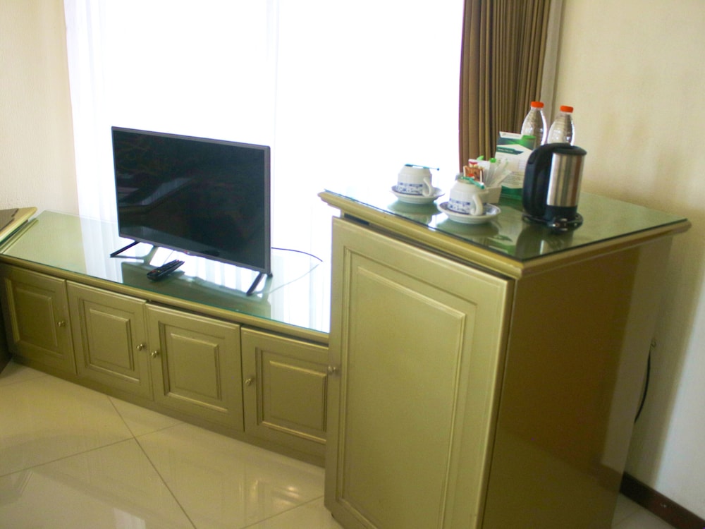 Purnama Hotel 6/50