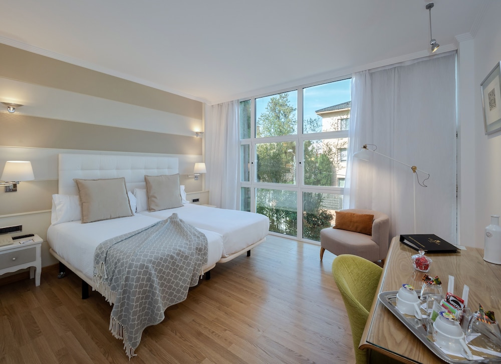 Vilana Hotel 23/70