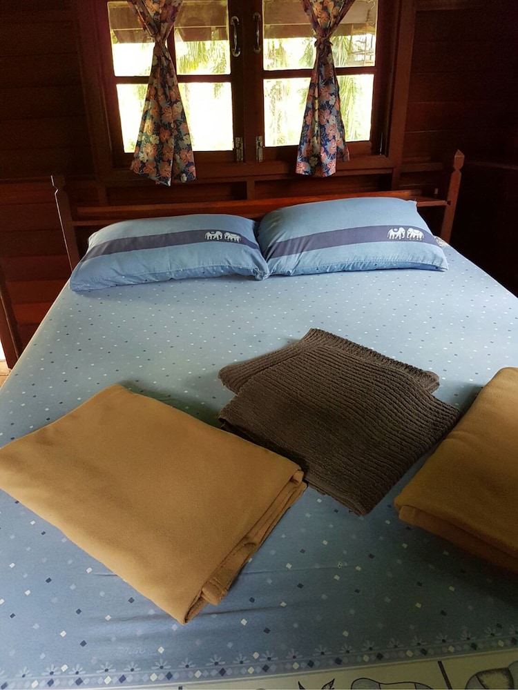 Phanom Bencha Mountain Resort 12/38