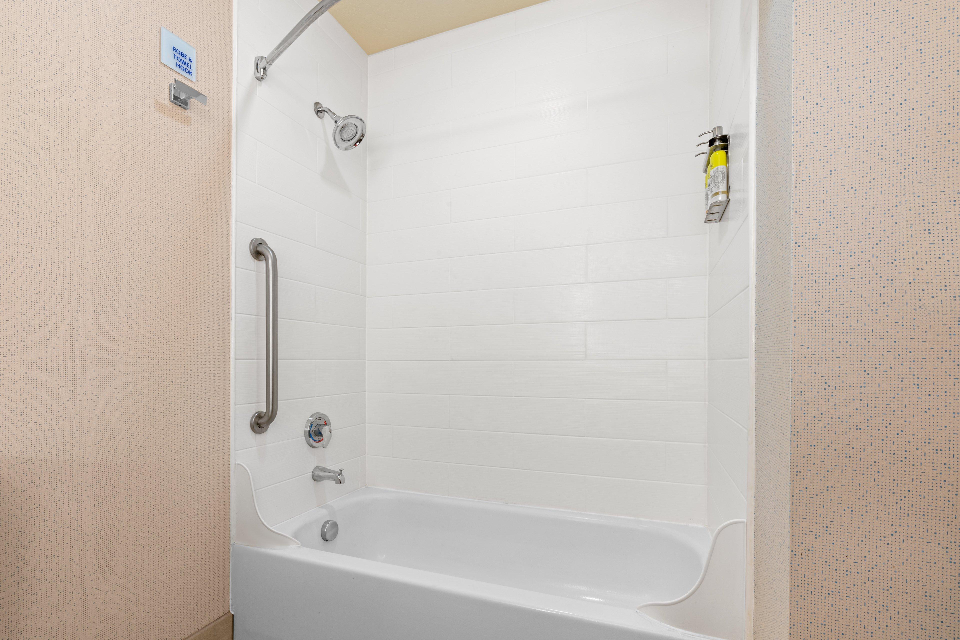 غرفة بسرير كينج، Holiday Inn Express Suites Klamath Falls Central 5/5