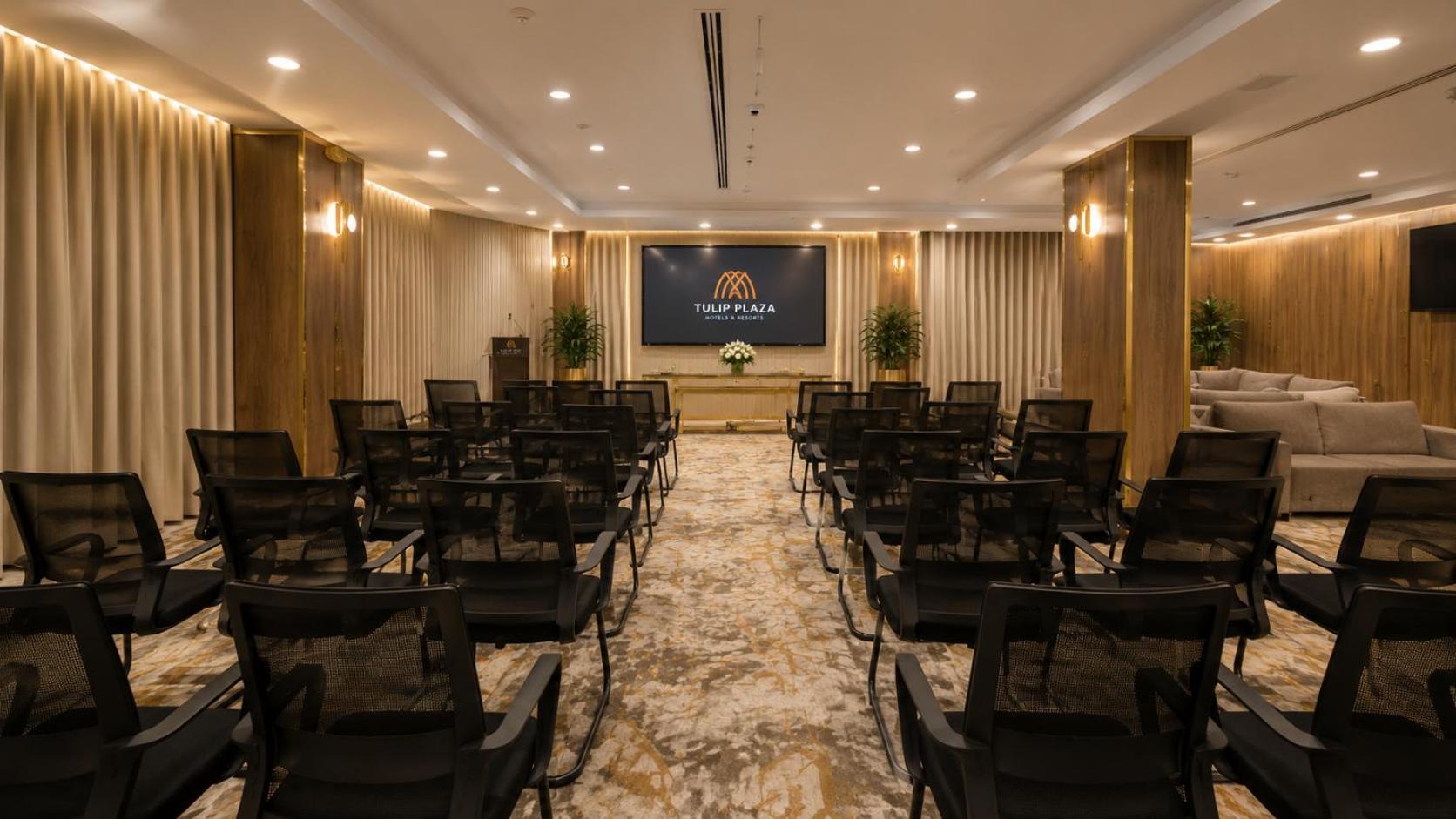 توليب بلازا حفر الباطن(Tulip Plaza Hafr Al Batin) 42/44