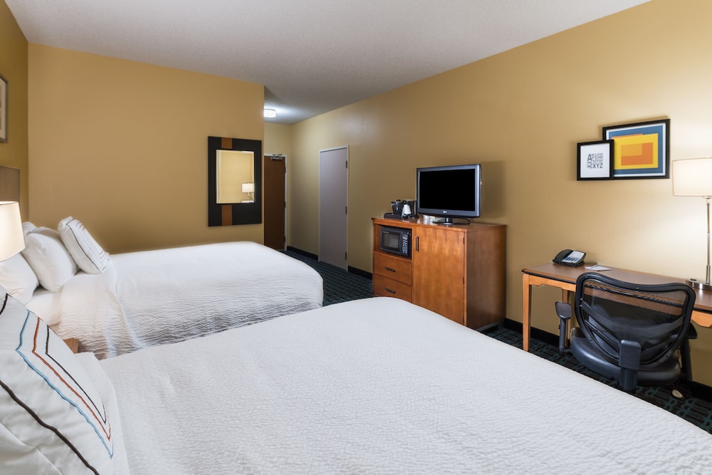Fairfield Inn & Suites By Marriott St Petersburg Clearwater 9/28