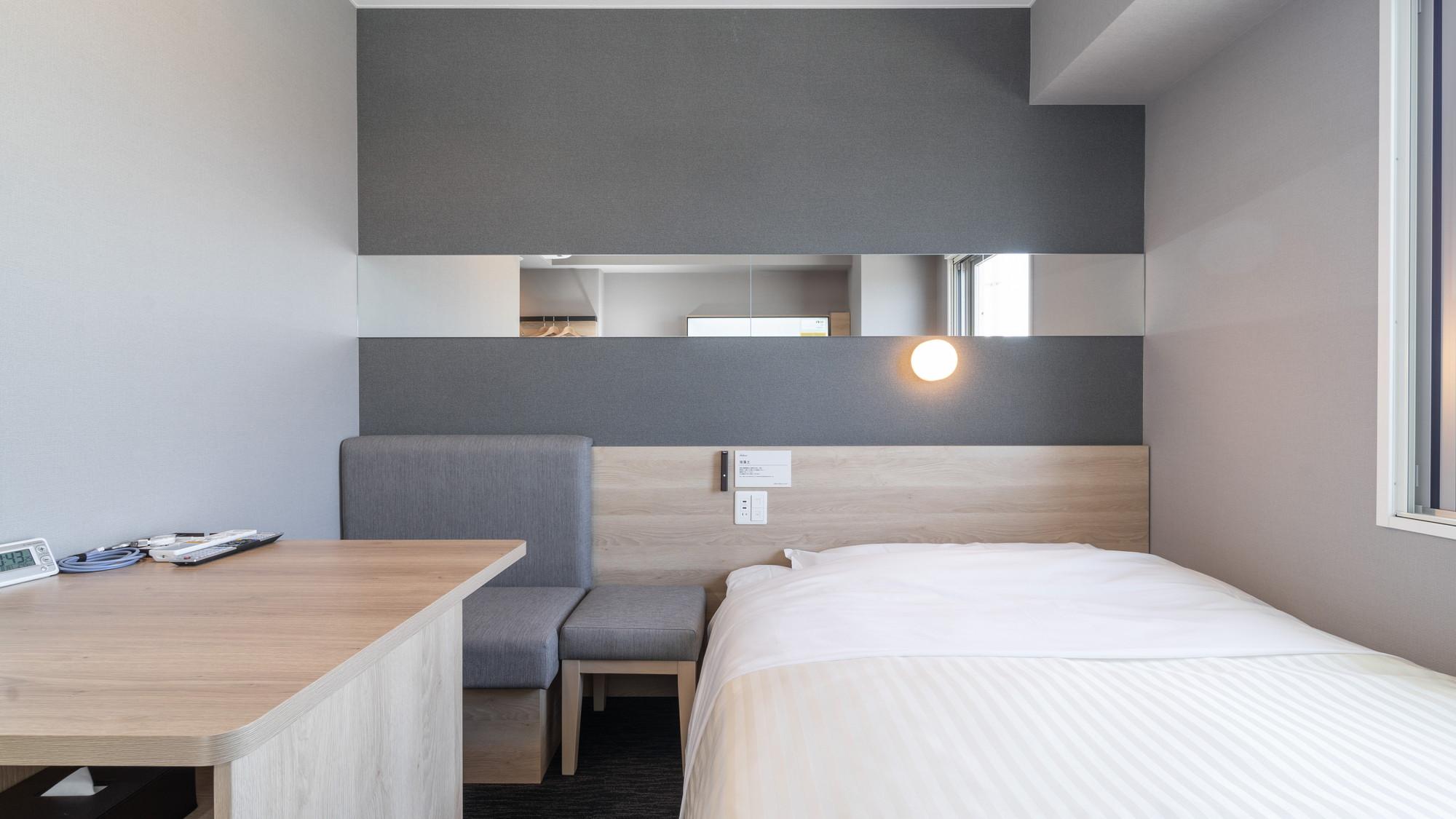 Extra, Standard, Double Bed