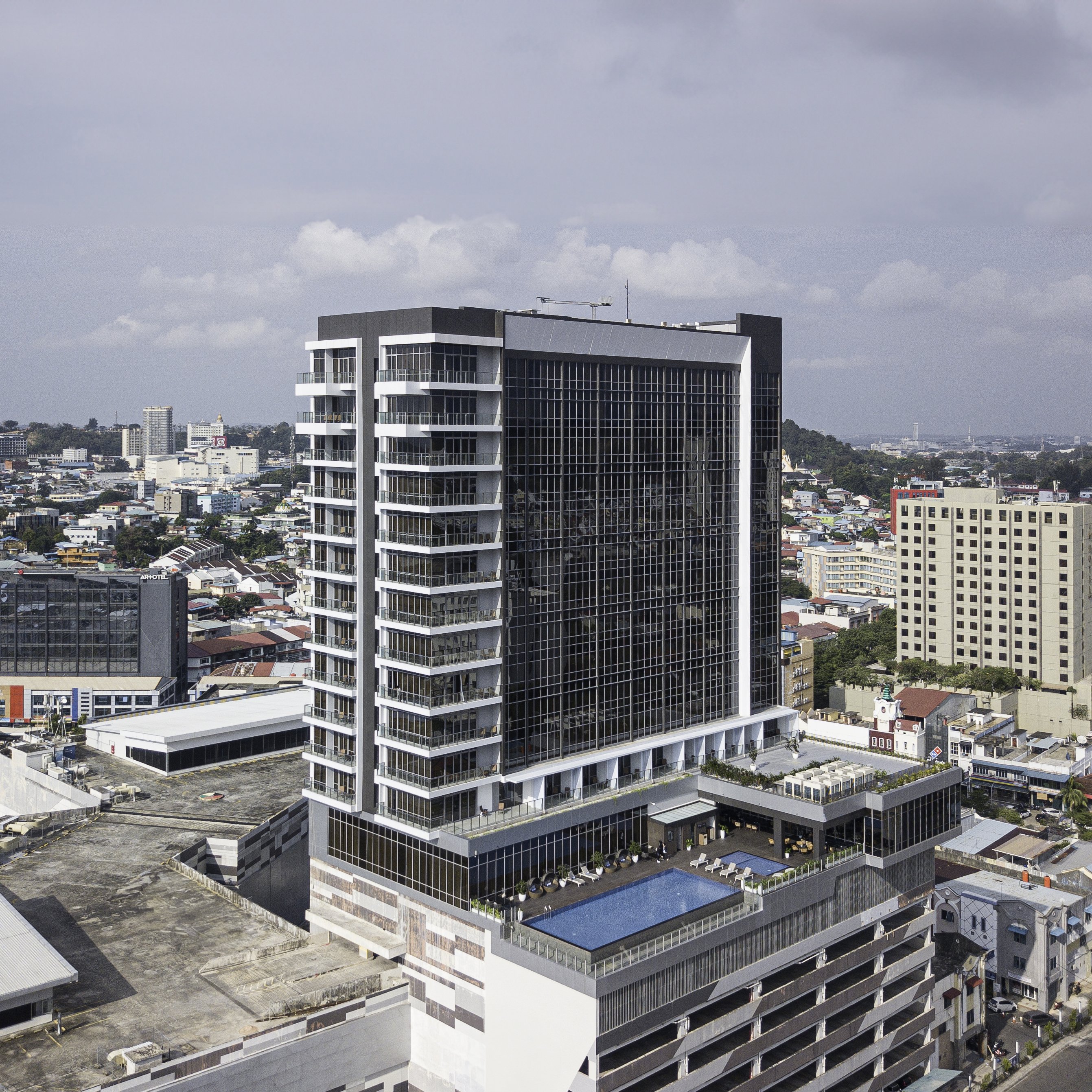 Oakwood Hotel and Apartments Grand Batam 2/24