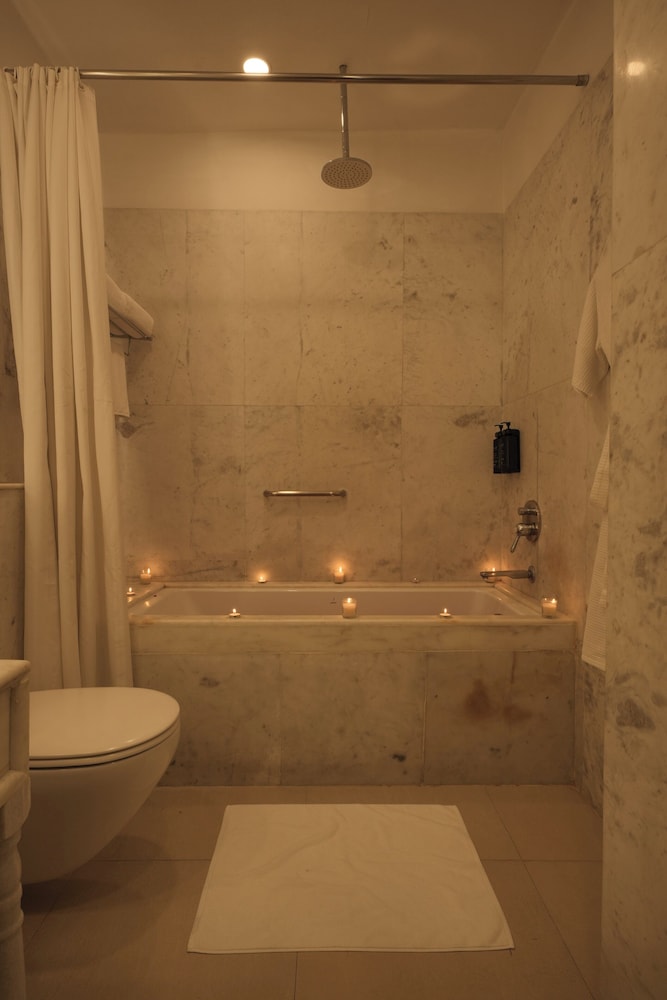 بنتهاوس بسرير كينج، Hotel Clarks Amer Jaipur 4/4