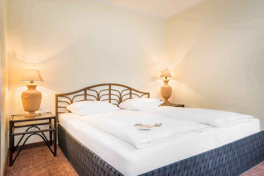 Select Hotel Silence Garden 30/80