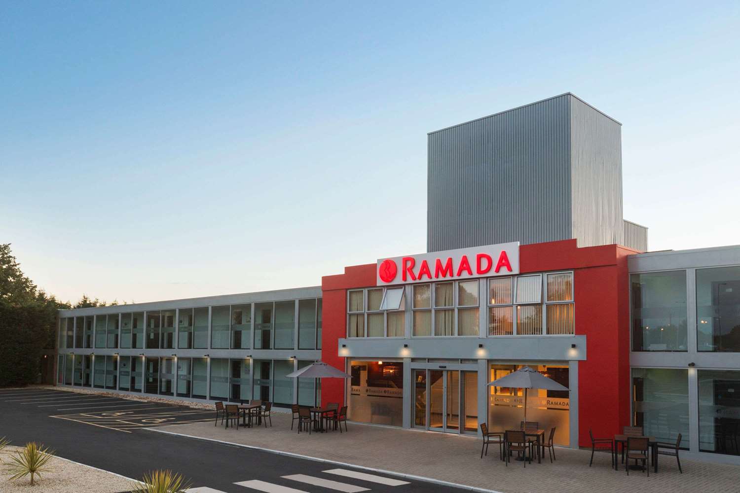 Ramada by Wyndham Milton Keynes 4/47