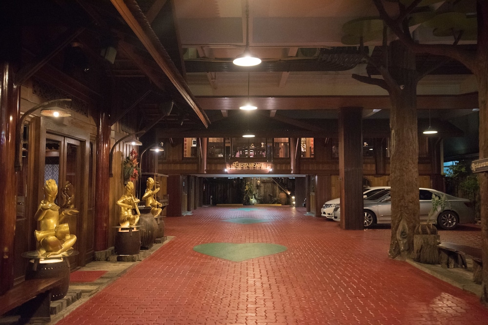 True Siam Phayathai Hotel 9/65