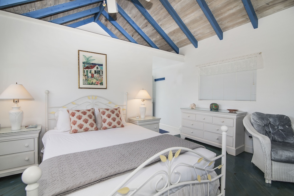 Grace Bay Beach Ocean Villas 9/50