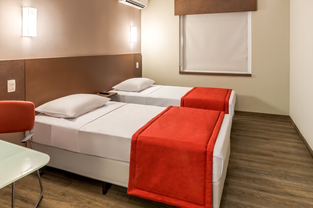 Hotel Bleev Curitiba Batel 20/57