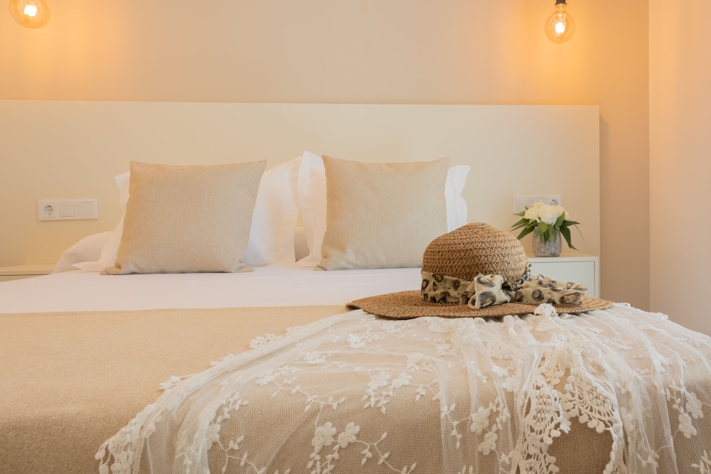Hostal La Mina 32/50
