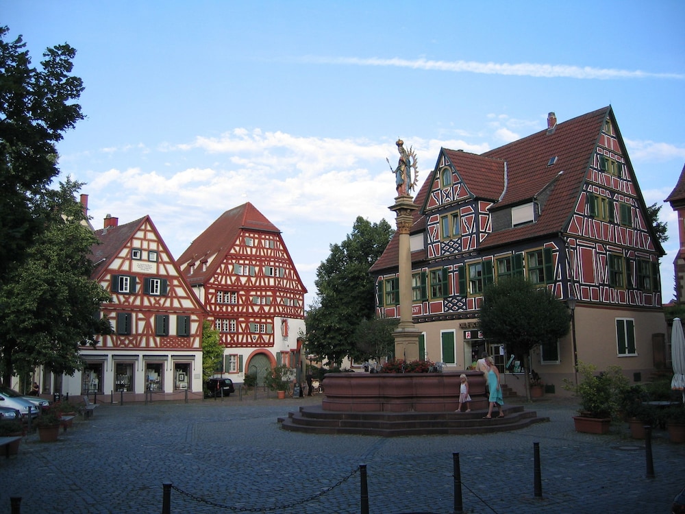 Neu Heidelberg Guesthouse Apartments 41/50