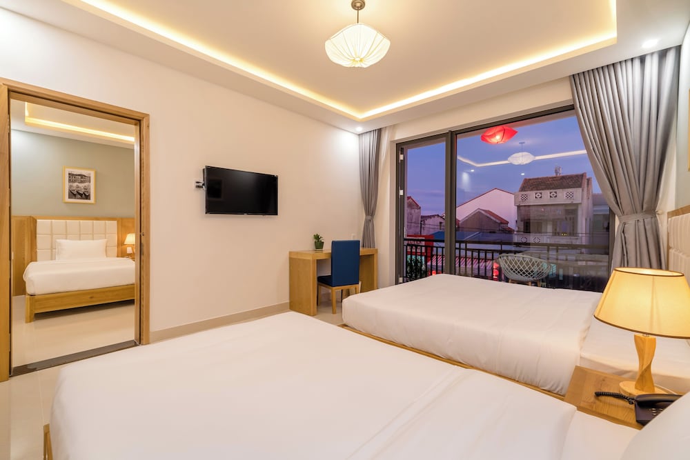 2 BEDROOMS, FAMILY, CITY VIEW