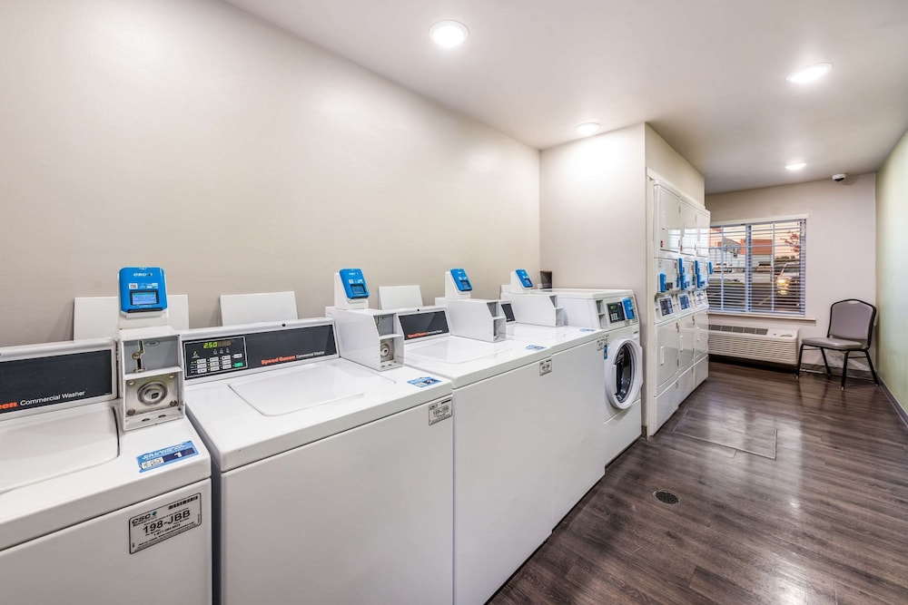 WoodSpring Suites Columbus West - Hilliard 46/53