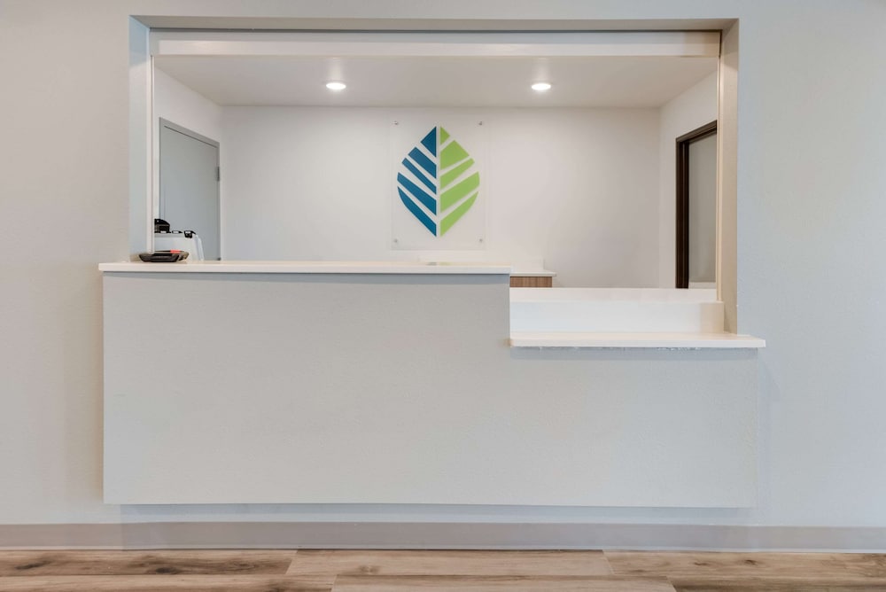 WoodSpring Suites Meridian 5/27