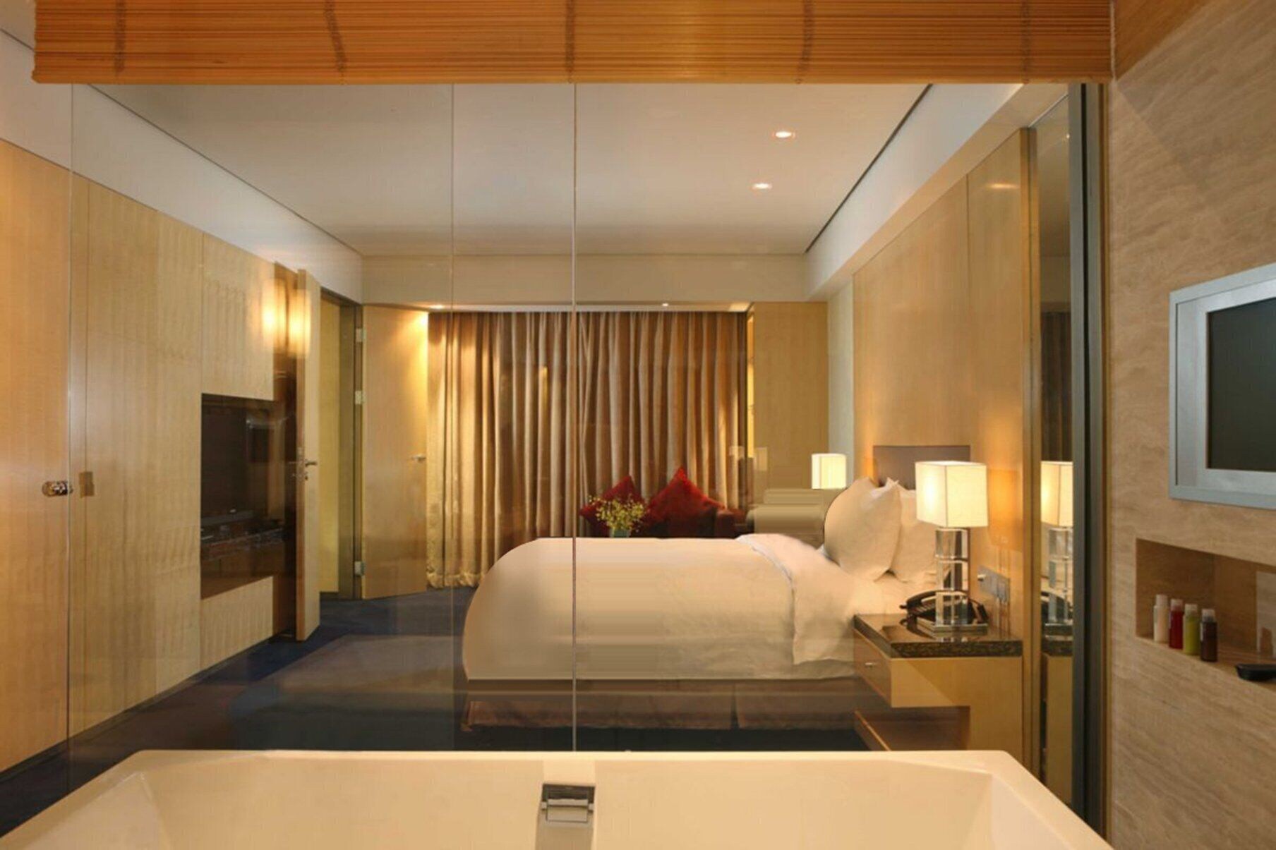 1 Bedroom, Suite, King Bed