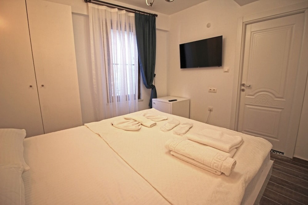 Ikizler Otel Bozcaada 9/21