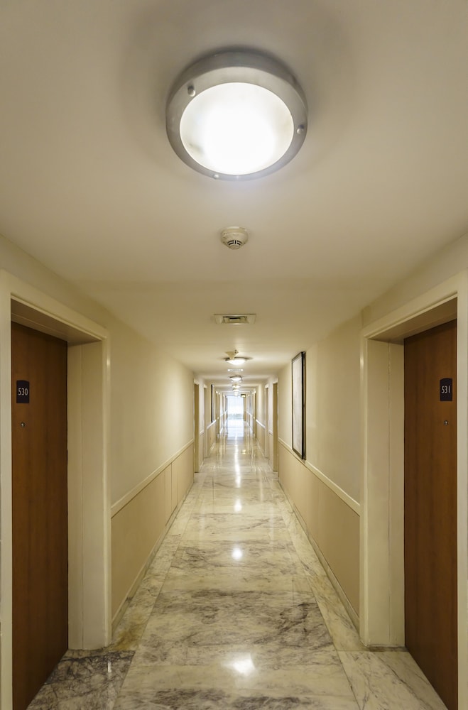 CASPIA HOTEL NEW DELHI SHALIMAR BAGH 32/67