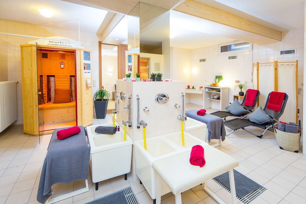 Kurhotel Roswitha 59/72