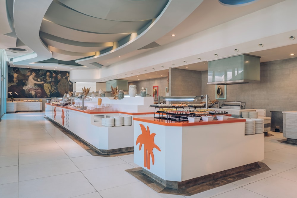 Iberostar Selection Bavaro Suites 4/49
