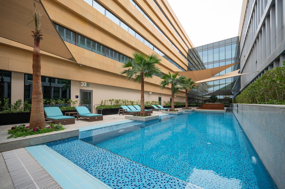 بارك إن باي راديسون الرياض(Park Inn By Radisson Riyadh) 65/66