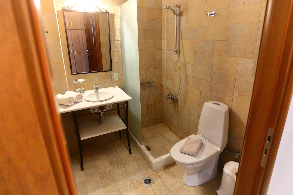 Vathi Hotel 46/50