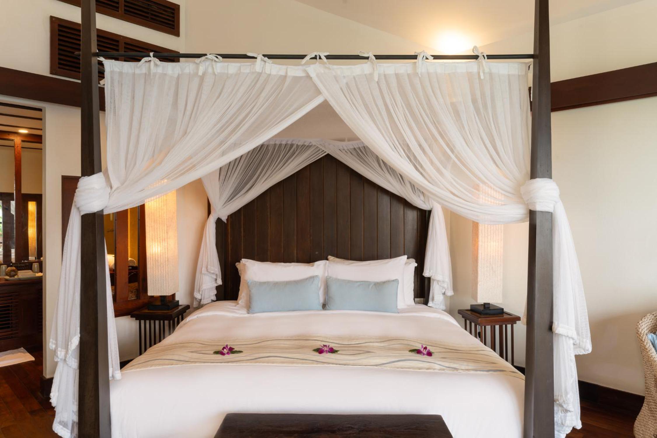 2 Bedrooms, Pool Residence, Ocean Front