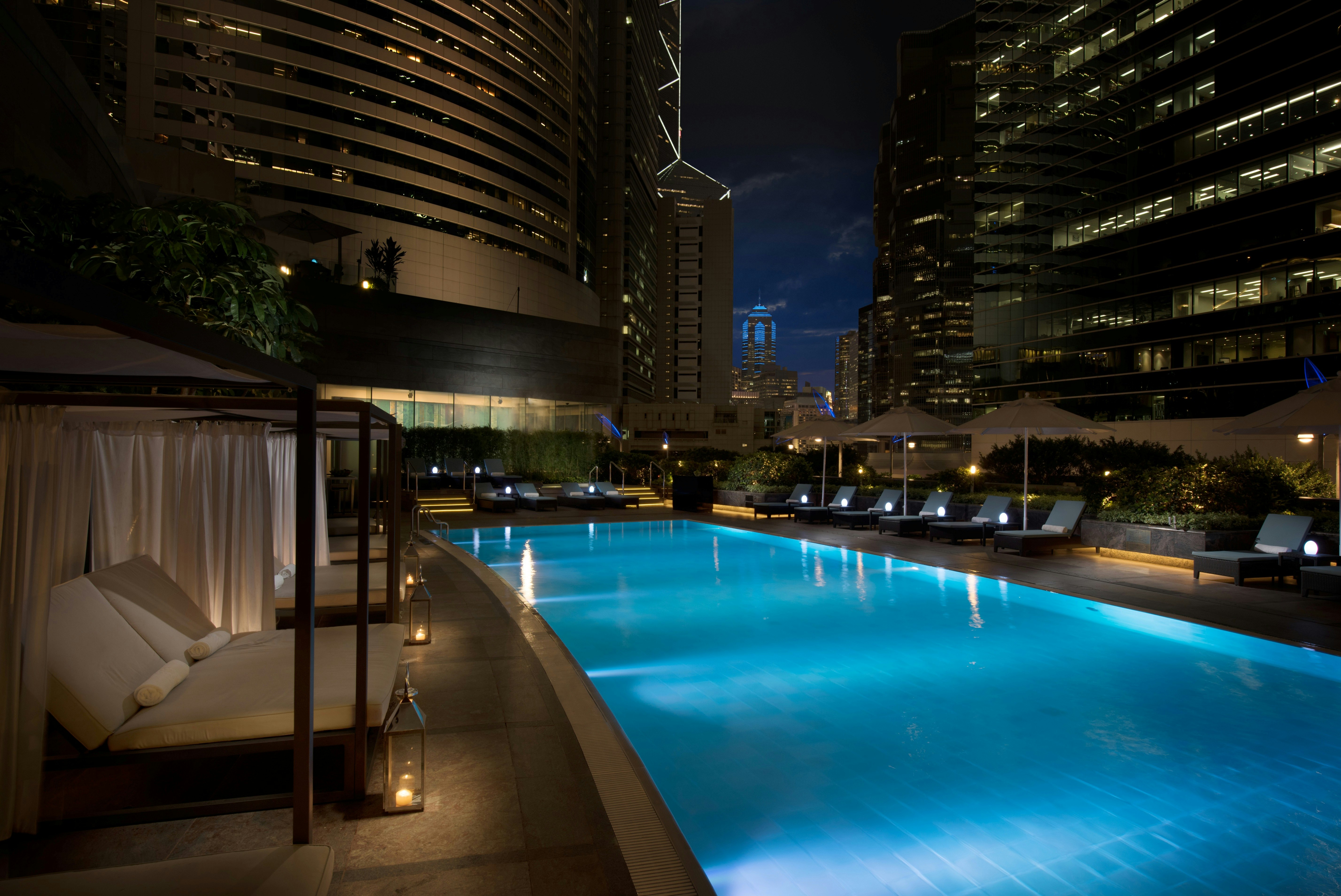 Conrad Hong Kong 73/74