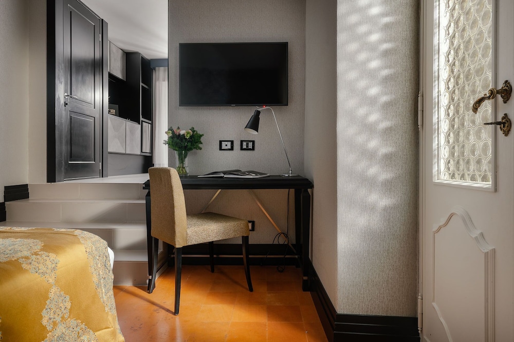 Unica Suite Rome 7/63
