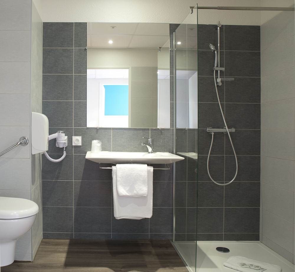 Hotel Du Village Catalan 34/37