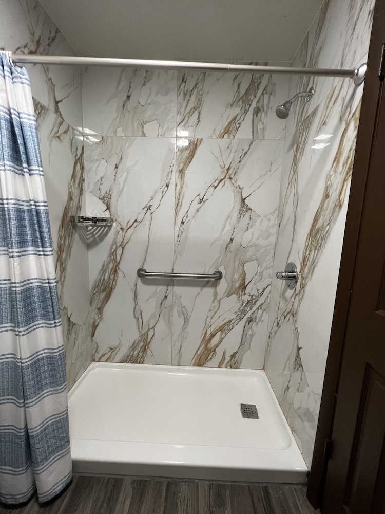 Budget Inn Ardmore 30/34
