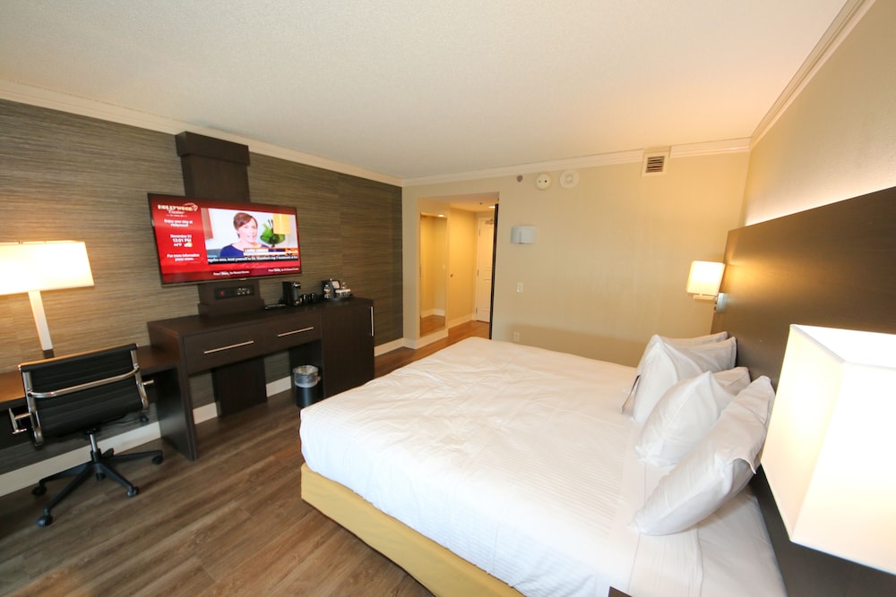Room, King Bed, Sunset Tower