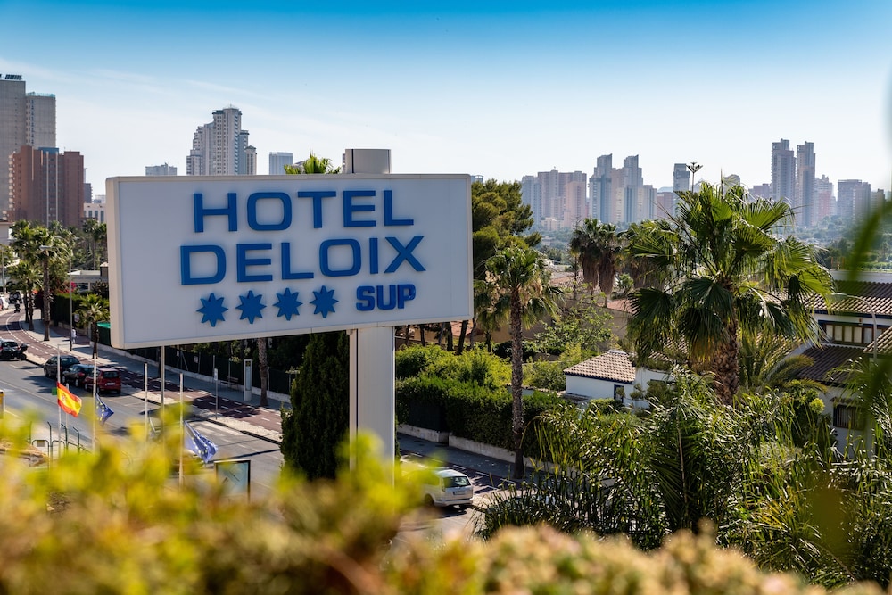 Deloix Aqua Center Hotel 7/68