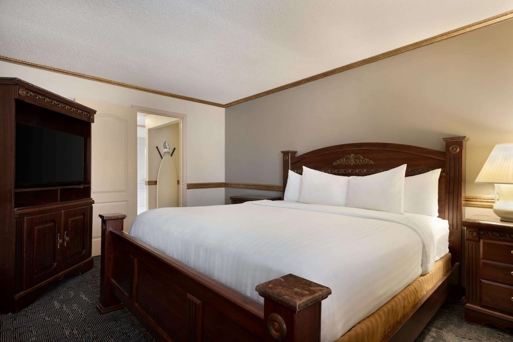 Baymont By Wyndham Des Moines North 14/41